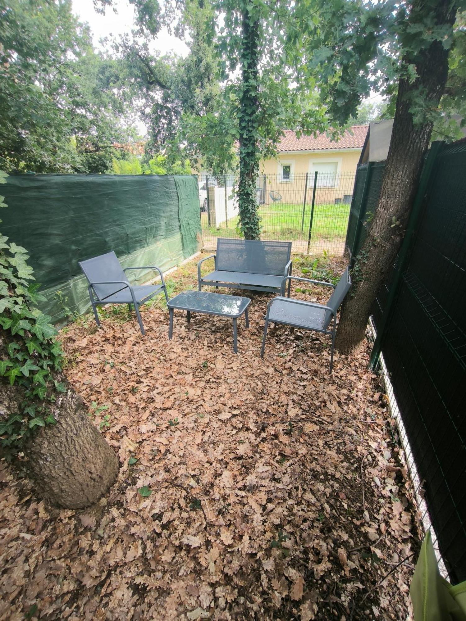 Maisonnette Avec Jardin Colomiers Exteriör bild